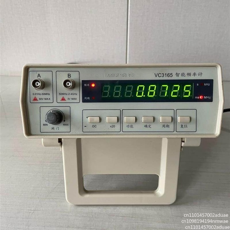 Analizzatore di Antenna VC3165 - Benchtop Frequency Counter Meter 2.4Ghz recensione e prezzo